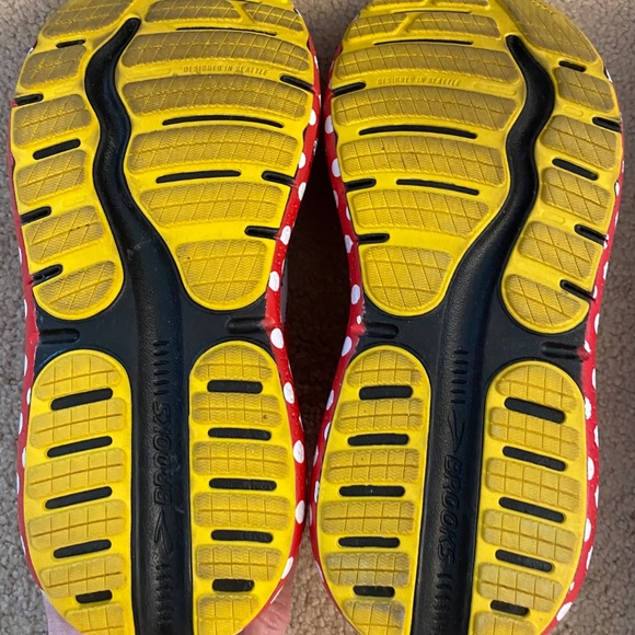 Brooks Disney Ghost Max 2 Minnie Mouse shoes Size 8.5 - Picture 7 of 8